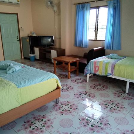 Peace Pool Resort Khun Han Buitenkant foto