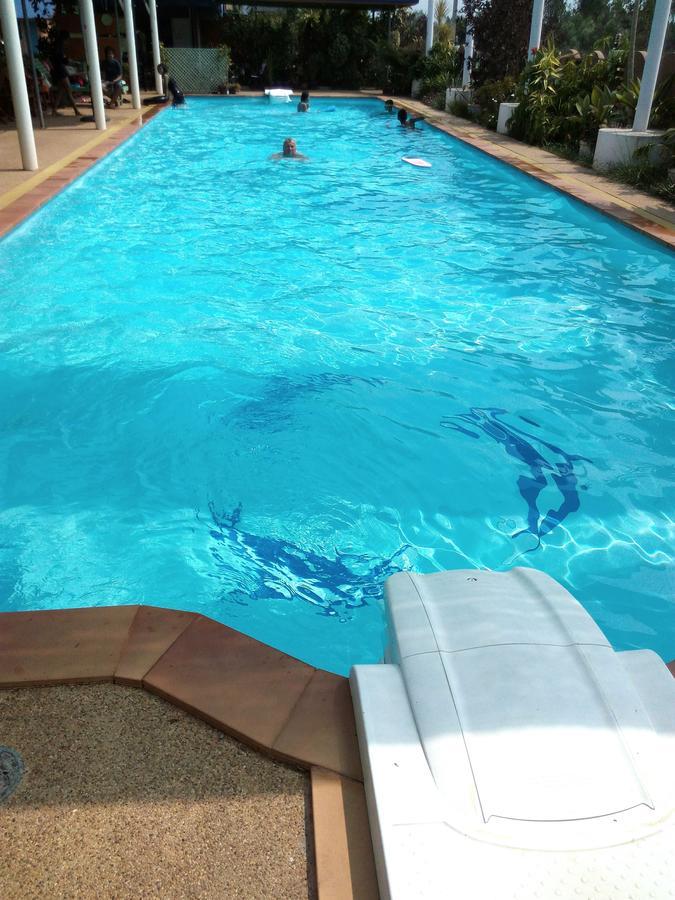 Peace Pool Resort Khun Han Buitenkant foto