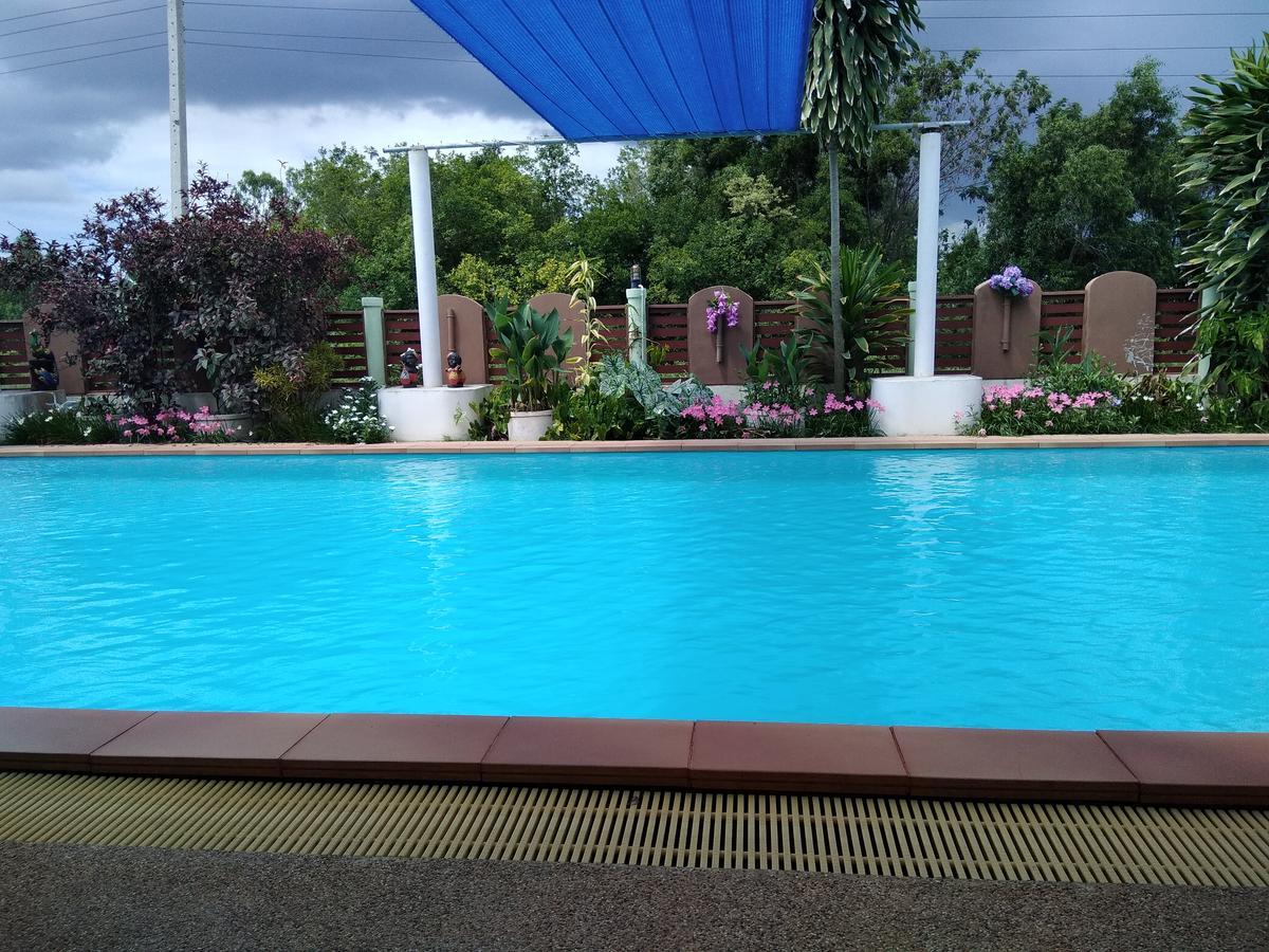 Peace Pool Resort Khun Han Buitenkant foto